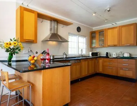 Vale Do Garrao Sleeps 12 Pool Villa *
