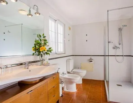 Vale Do Garrao Sleeps 12 Pool Vale do Lobo