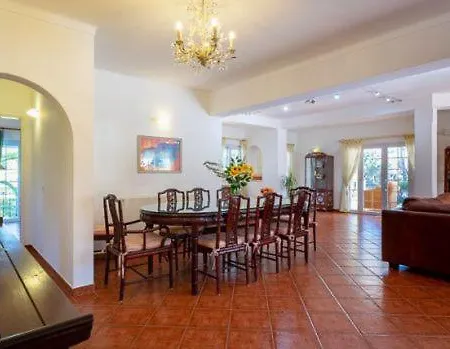Villa Vale Do Garrao Sleeps 12 Pool *
